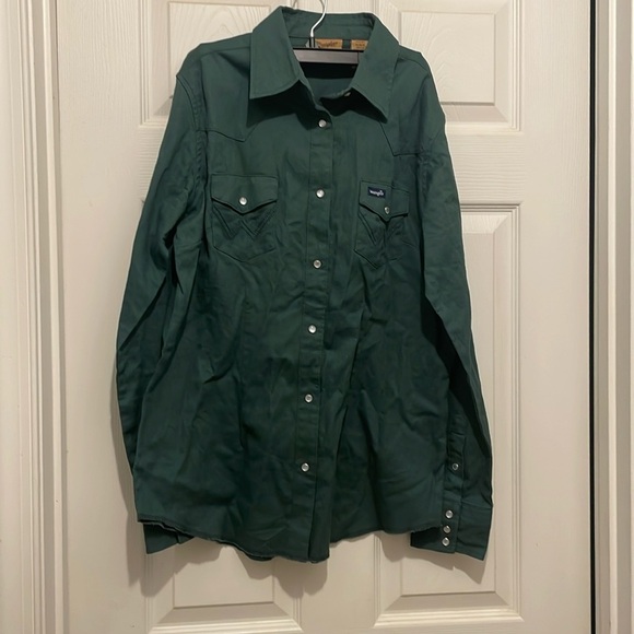 Wrangler Tops - Wrangler shirt